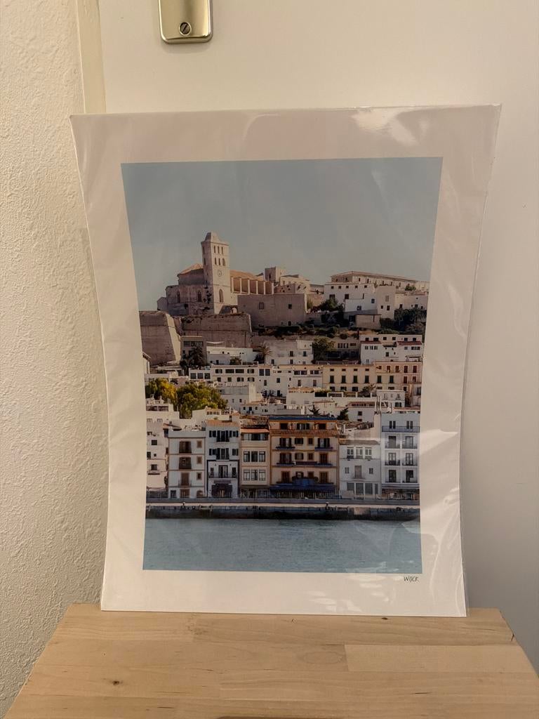 Poster Ibiza stad, nieuw in folie, Ophalen of Verzenden, Nieuw, Foto of Poster, Minder dan 50 cm