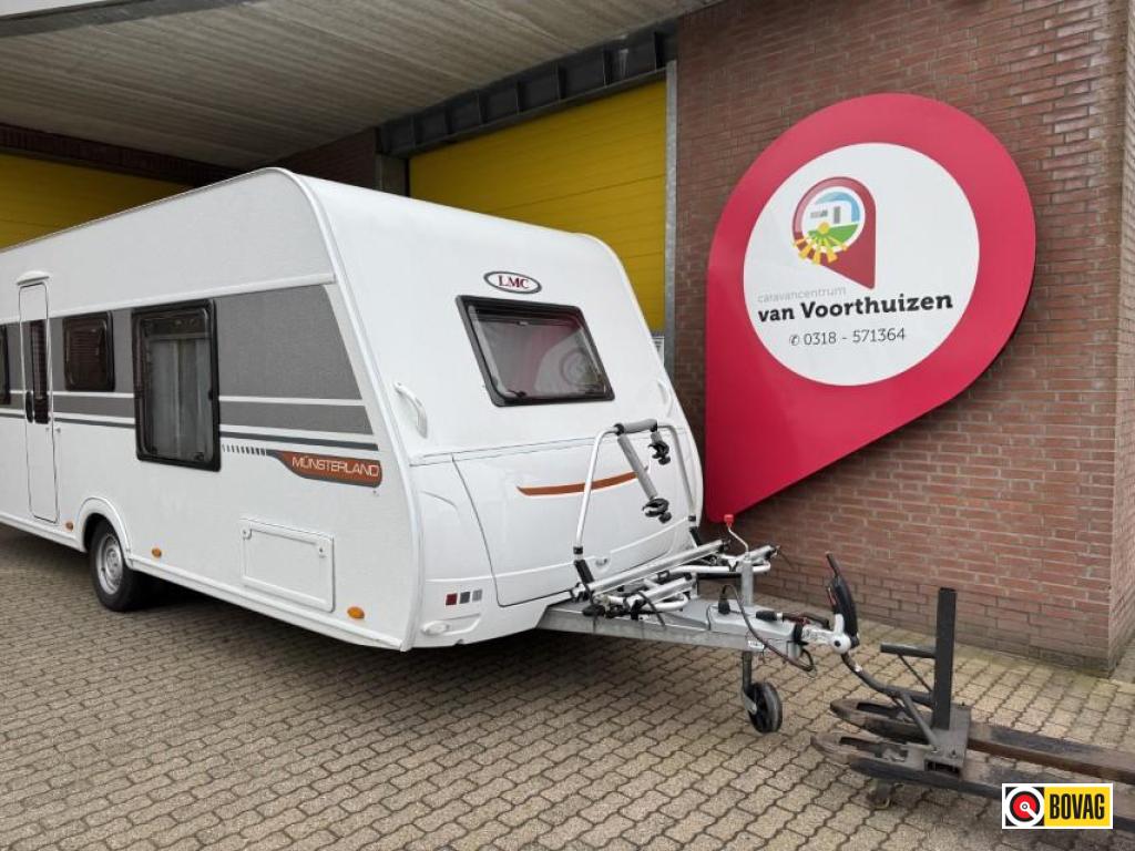 LMC Style 450 D, Caravans en Kamperen, Caravans, Standaardzit, Bedrijf, Schokbreker, 6 tot 7 meter