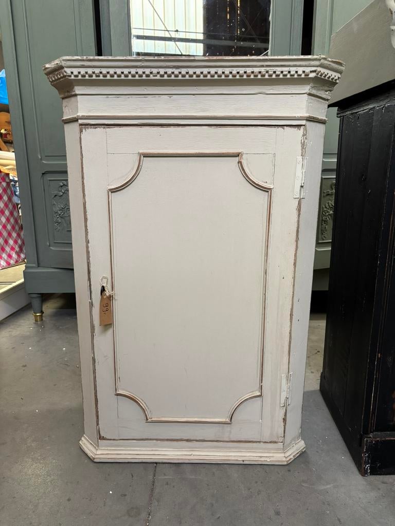 Brocante hoekkast / wandkast / hangkast, Ophalen of Verzenden