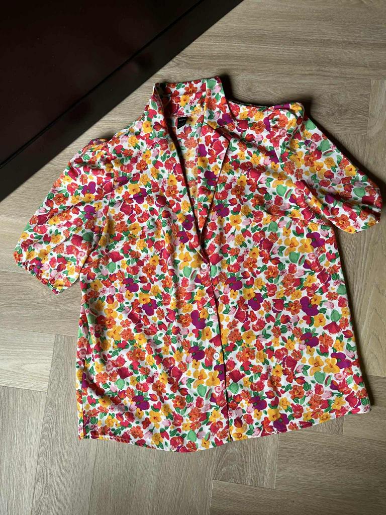Fleurige Shein blouse - Maat L, Kleding | Dames, Blouses en Tunieken, Ophalen of Verzenden, Zo goed als nieuw, Maat 42/44 (L)