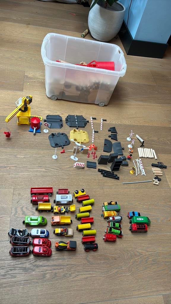 Grote bak met trein(baan) spullen en accessoires., Verzamelen, Speelgoed, Ophalen, Zo goed als nieuw