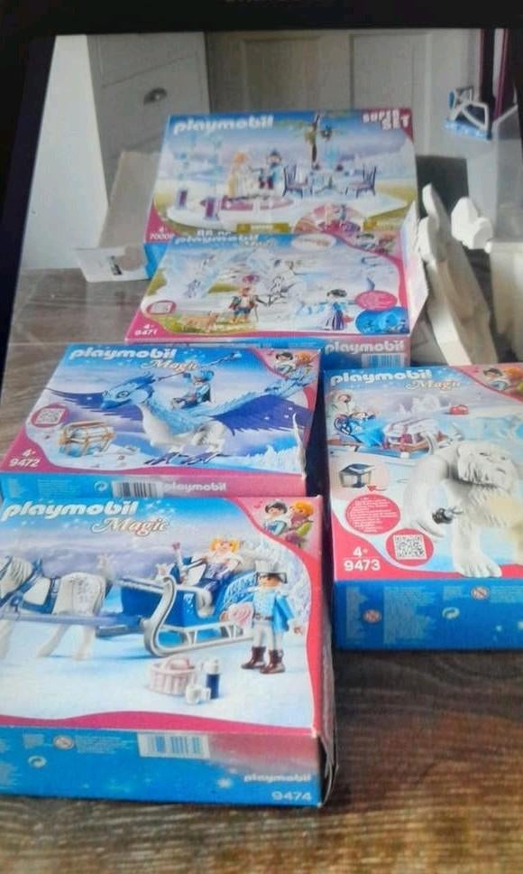 Te koop Playmobil Magic serie met doos + boekjes Ijsprincces, Ophalen, Zo goed als nieuw, Complete set