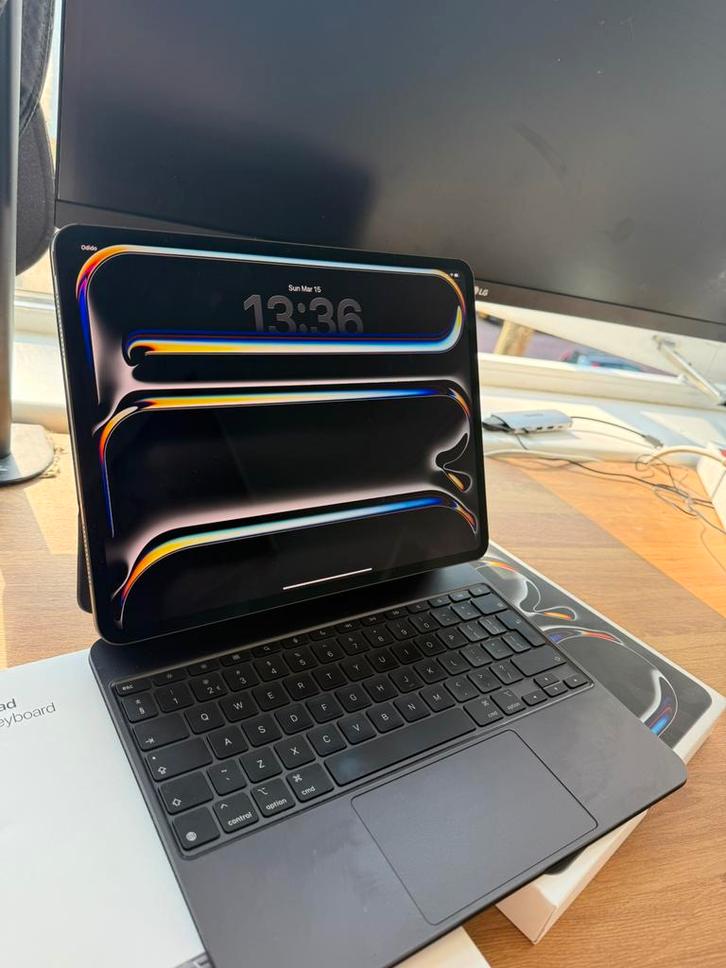 Apple ipad M4 13 inch wifi+cellular, Computers en Software, Apple iPads, Zo goed als nieuw, Apple iPad Pro, Wi-Fi en Mobiel internet