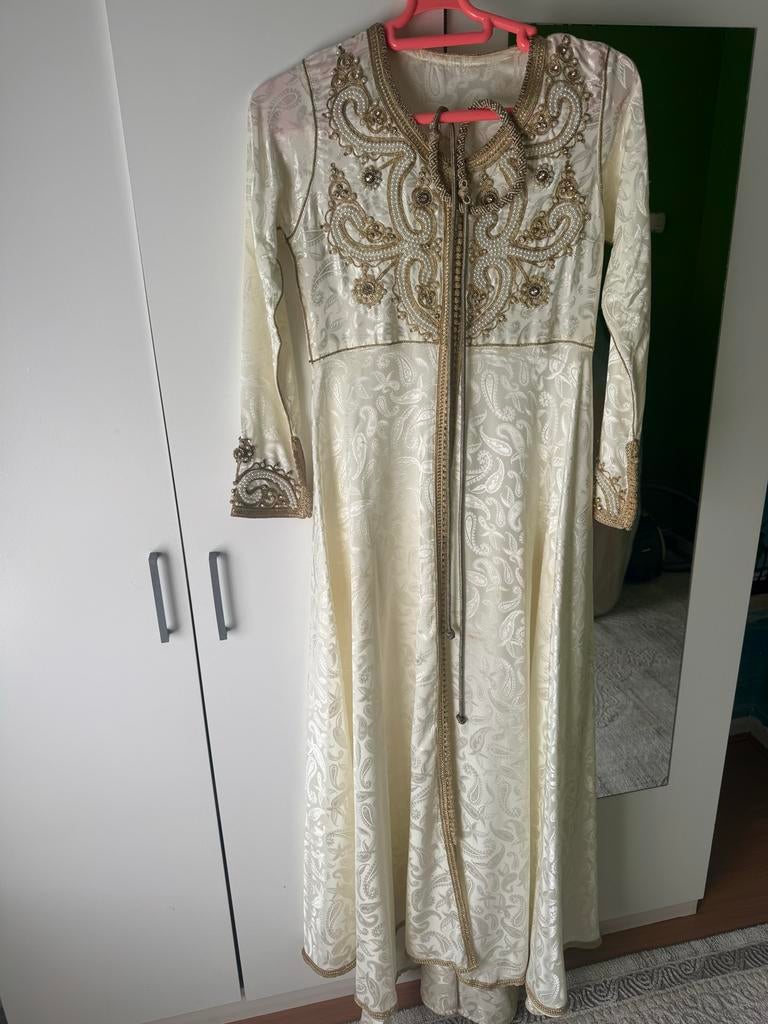 Elegante Marokkaanse jurk met borduursels en parels, Kleding | Dames, Gelegenheidskleding, Zo goed als nieuw, Overige typen, Maat 36 (S)