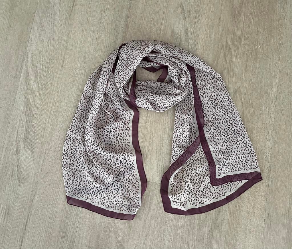 Guess Zijden sjaal/kerchief - Uitstekende staat!, Ophalen of Verzenden, Zo goed als nieuw, Sjaal