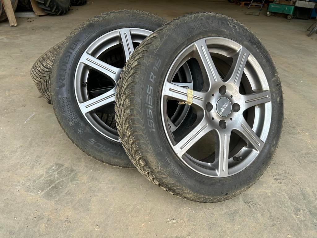Inter Action velgen met Vredestein winterbanden 195/55R16, Gebruikt, 16 inch, Banden en Velgen, 195 mm