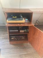 Kast met platenspeler, Ophalen