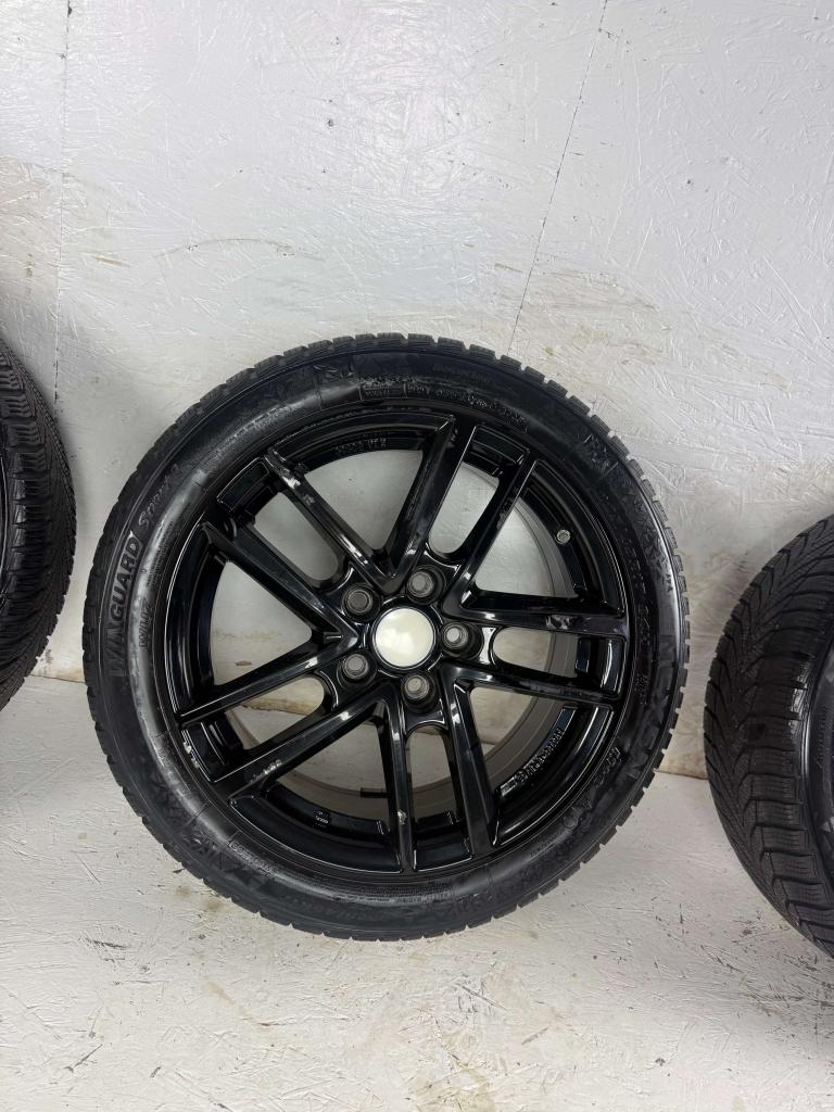 Hyundai I30 kia xceed Ford Mondeo velgen 17" 5x114.3 winter, Auto-onderdelen, Banden en Velgen, Niet ingevuld, Gebruikt, Banden en Velgen