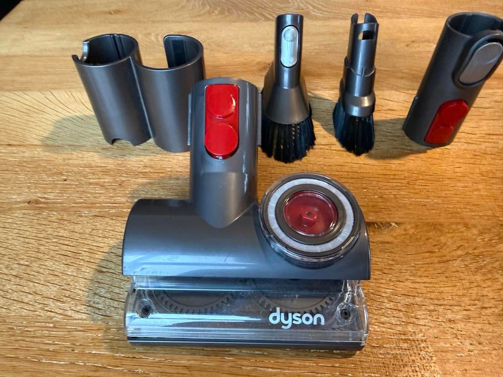 Dyson Mini Turbo Borstel + Extra's, Stofzuiger, Ophalen of Verzenden, Zo goed als nieuw, Minder dan 1200 watt