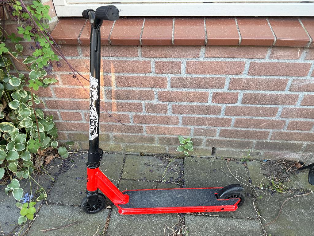 Stuntstep Rood Decathlon, Fietsen en Brommers, Steps, Ophalen of Verzenden, Gebruikt, Gewone step, Oxelo (Decathlon)