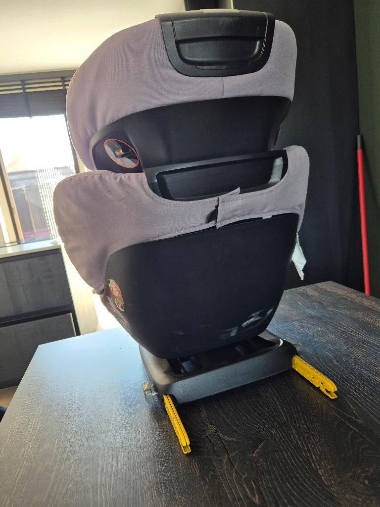 Maxi cosi Autostoel rodifix, Ophalen, Verstelbare rugleuning, Gebruikt, 15 t/m 36 kg
