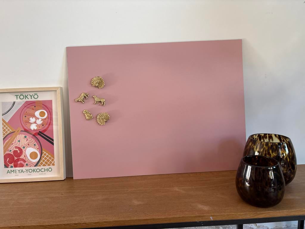 Stijlvol oud roze magneetbord - 80x60cm, Ophalen, Nieuw, Magneetbord