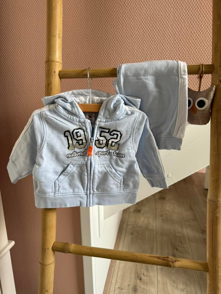 Licht blauw baby joggingpak maat 68 C&A, Kinderen en Baby's, Babykleding | Maat 68, Ophalen of Verzenden, Zo goed als nieuw, Jongetje