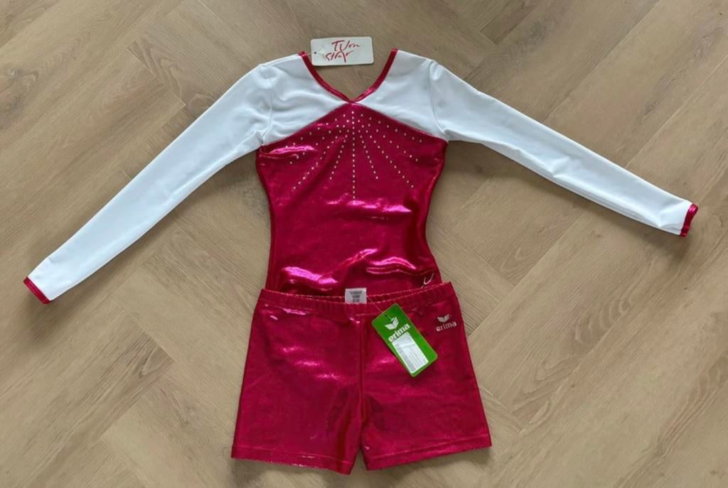 Nieuw turnpakje met briekje maat 34/36, Sport en Fitness, Nieuw, Maat 36 t/m 42, Ophalen of Verzenden, Roze