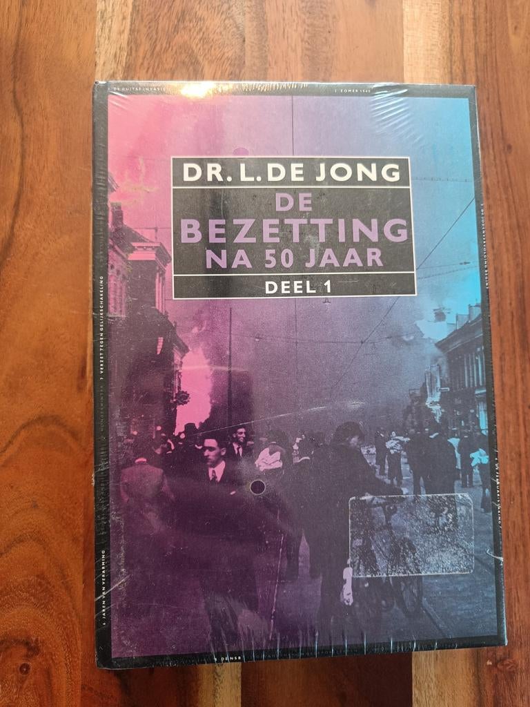 Dr. L. de Jong - De Bezetting na 50 jaar - Deel 1, 2 en 3, Boeken, Geschiedenis | Vaderland, Ophalen of Verzenden