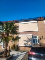 2x grote Elektrische rolluiken wit met crème lamellen, Doe-het-zelf en Verbouw, Rolluiken, Ophalen, Gebruikt, 200 cm of meer, Wit