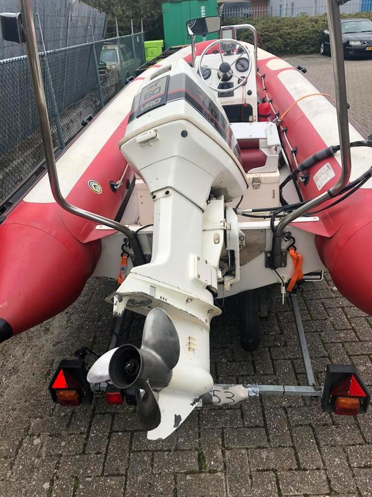 Lekke rubberboot met motor opknapper, Watersport en Boten, Accessoires en Onderhoud, Gebruikt, Overige typen, Ophalen