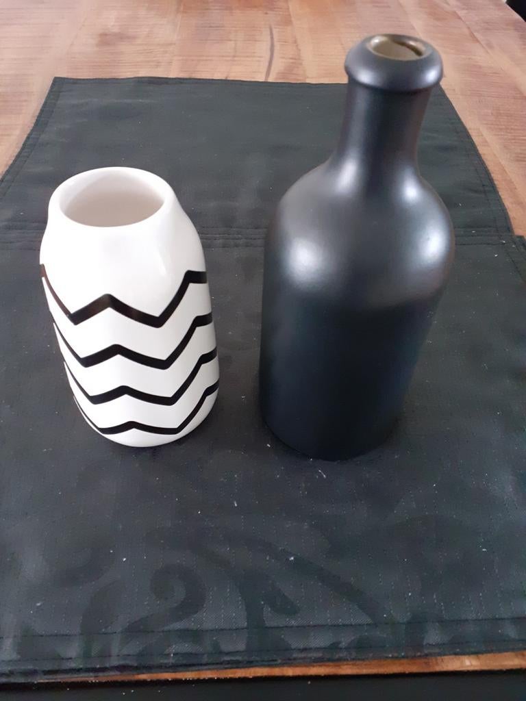 Leuk setje vaasje & flesje., Ophalen, Zwart, Glas, Minder dan 50 cm