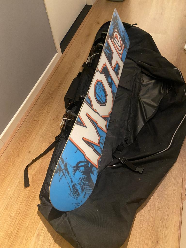 Flow snowboard met flow bindingen 152., Sport en Fitness, Ophalen, Gebruikt, Board