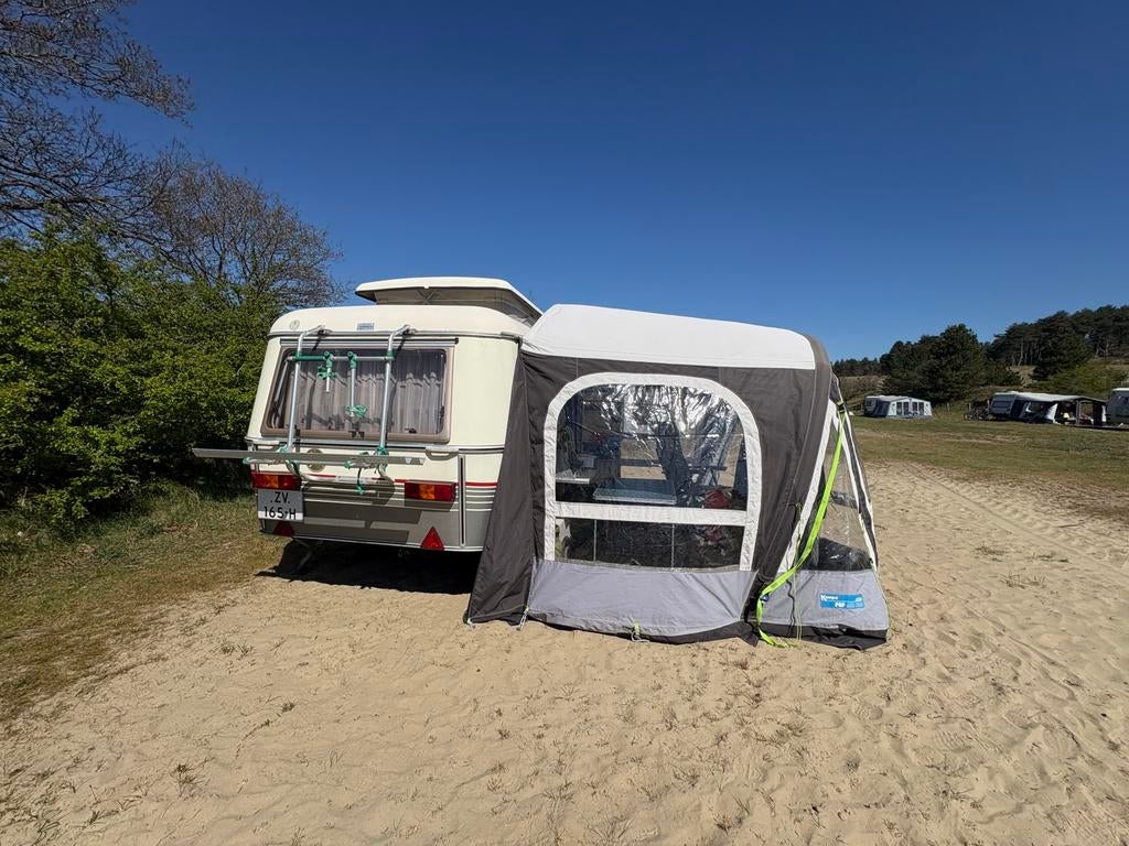 Eriba Pan  320 in perfecte staat. Inpakken en wegrijden., Caravans en Kamperen, Kachel, Tot en met 2, Treinzit, Dwarsbed