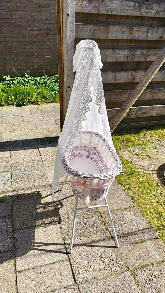 Poppenbed, Kinderen en Baby's, Speelgoed | Poppen, Ophalen, Babypop