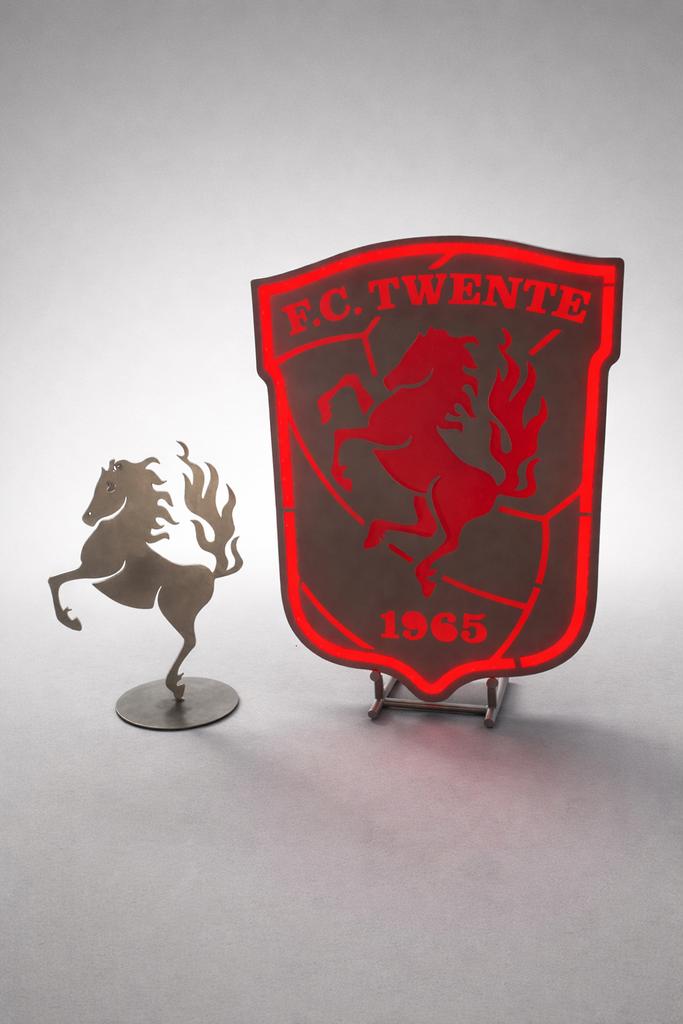 FC Twente logo, Verzamelen, Speldjes, Pins en Buttons, Ophalen, Nieuw, Sport, Speldje of Pin