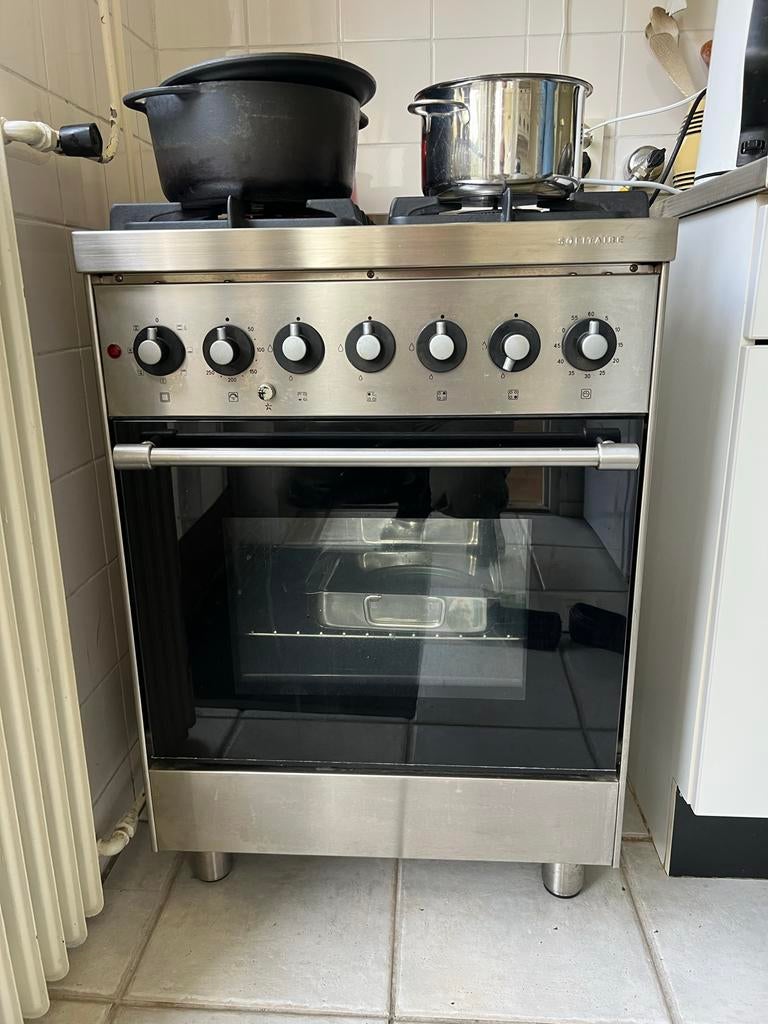 Solitaire 4-pits gasfornuis met oven, Witgoed en Apparatuur, Fornuizen, Gebruikt, Vrijstaand, Gas, 4 kookzones, 90 tot 95 cm, 60 cm of meer