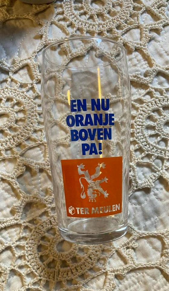 Vintage Ter Meulen glas En Nu Oranje Boven Pa!, Verzamelen, Ophalen of Verzenden, Gebruikt, Gebruiksvoorwerp