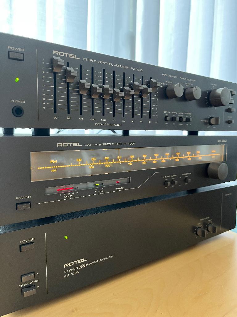 Rotel versterker, Gebruikt, Ophalen, Overige merken, Minder dan 60 watt