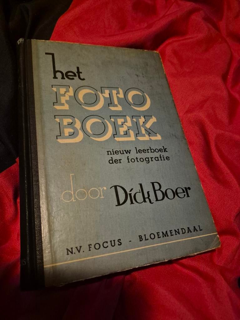 Het Fotoboek - Nieuw leerboek der fotografie (1948), Ophalen of Verzenden, Gelezen, Fotografie algemeen, Dick Boer