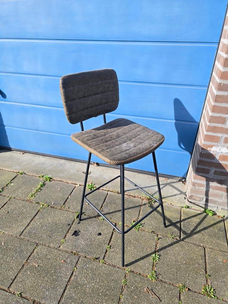Barkruk met rugleuning, 1 kruk, Ophalen of Verzenden, Metaal, 60 tot 90 cm