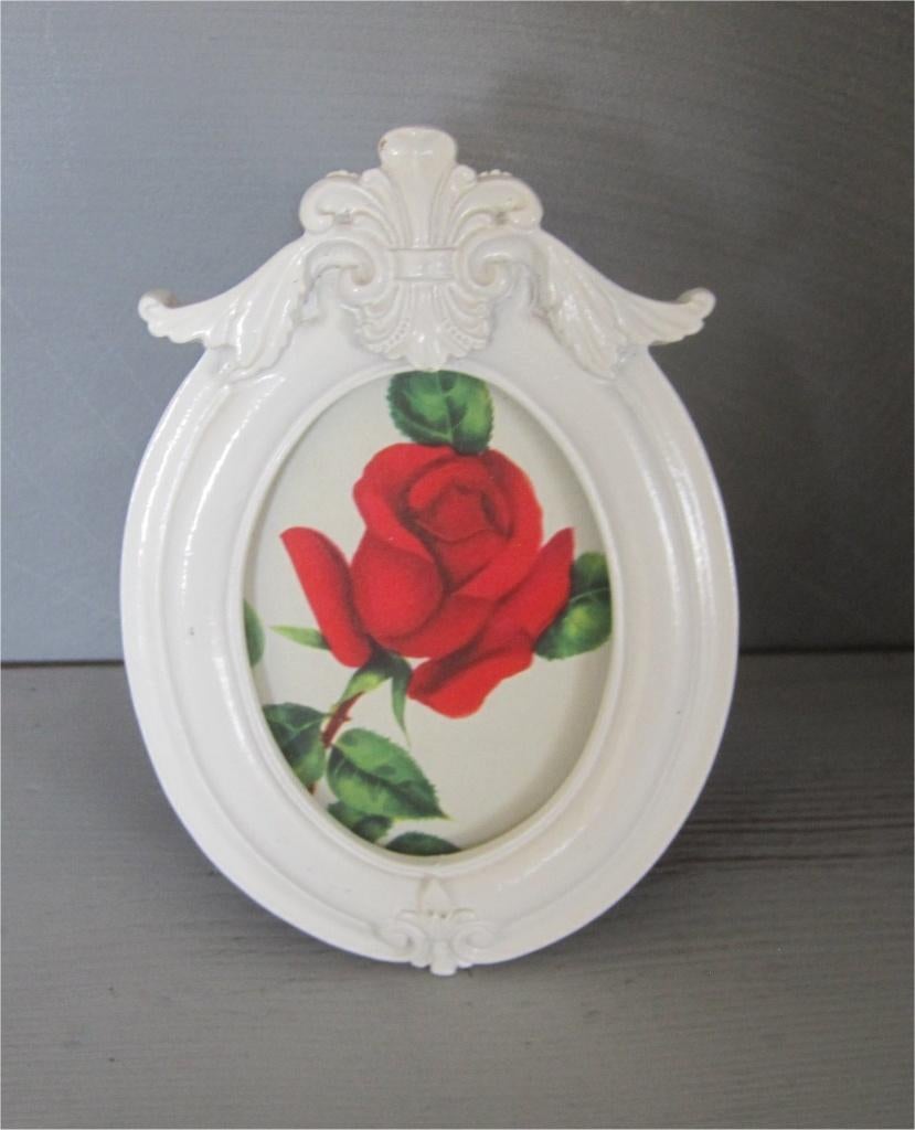 Brocant houten fotolijstje met sierlijke kuif, Ophalen of Verzenden