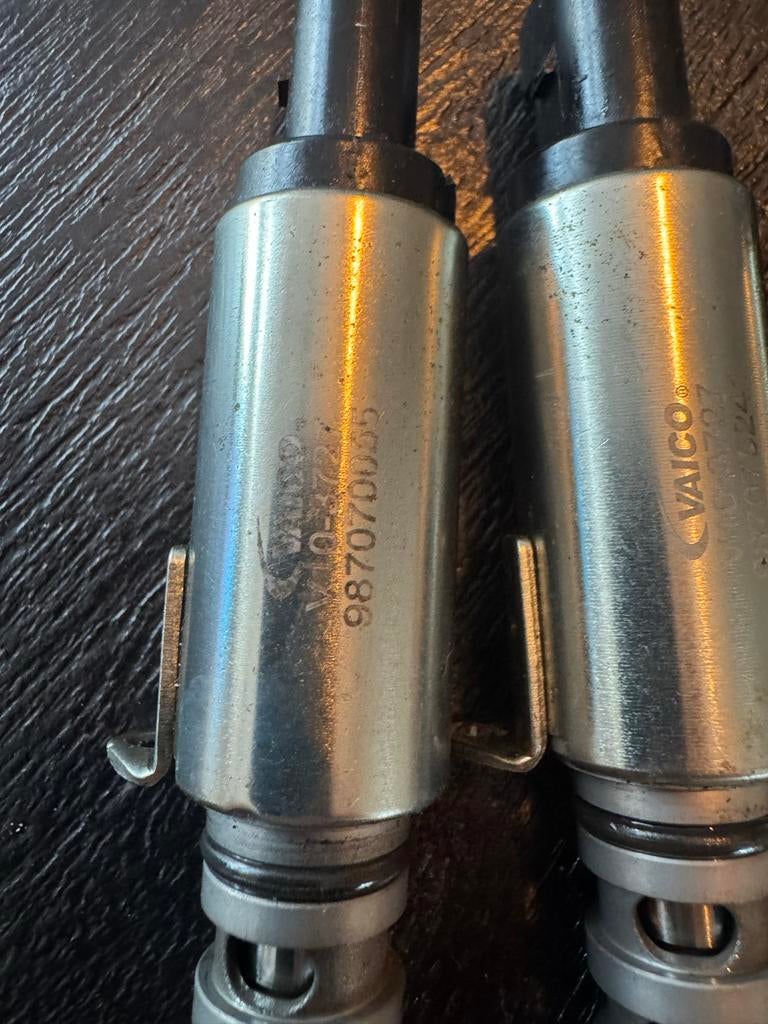 VAICO V20-0772 Olie Regelklep (3 stuks) Audi Rs6, Ophalen of Verzenden, Gebruikt, Overige automerken