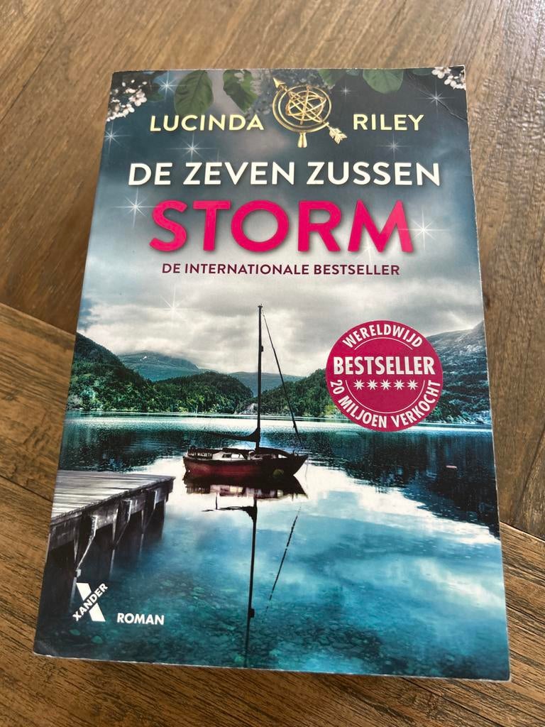 De Zeven Zussen - Storm (Lucinda Riley), Ophalen of Verzenden, Gelezen, Nederland