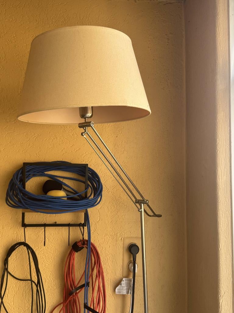 Design Vloerlamp Vandeheg Zilver Modern & Stijlvol, Ophalen, Zo goed als nieuw, Stof, Modern