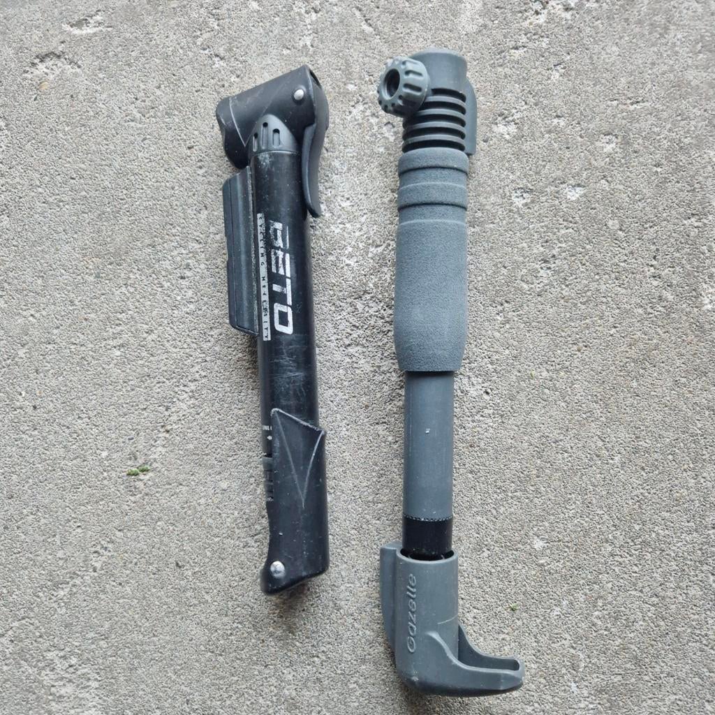 Twee fietspompen, Ophalen of Verzenden, Gebruikt