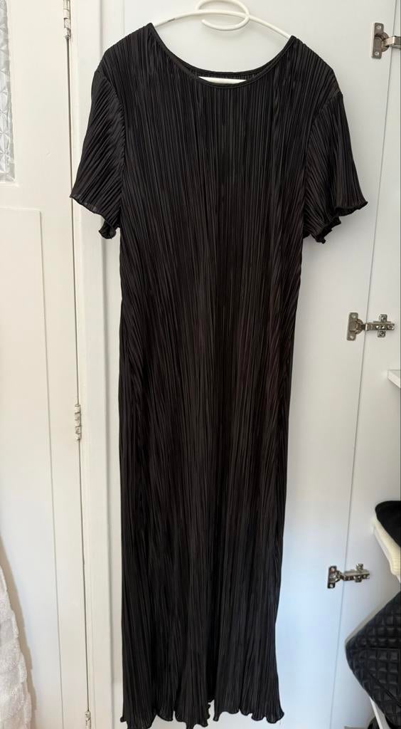 Zwarte geplooide maxi-jurk - Shein Curve, Kleding | Dames, Jurken, Zo goed als nieuw, Maat 46/48 (XL) of groter, Zwart, Onder de knie