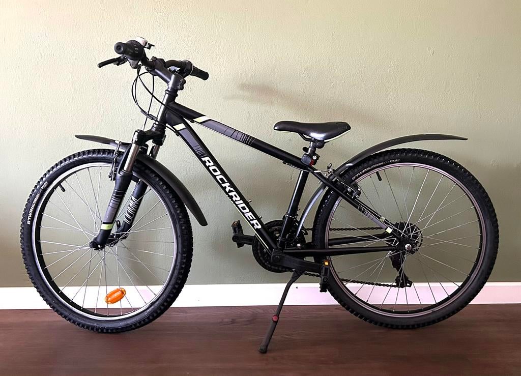 Mountainbike Rockrider ST500 met accessoires in nieuwstaat!, Ophalen, Zo goed als nieuw