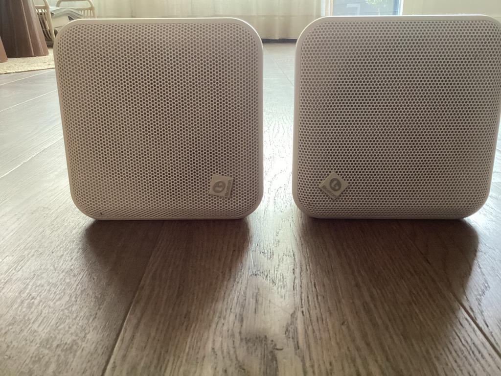 Boston Acoustics Soundware Speaker - Wit, Gebruikt, 60 tot 120 watt, Front, Rear of Stereo speakers, Ophalen