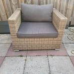 Lounge stoel bruin, Ophalen, Zo goed als nieuw, Kunststof