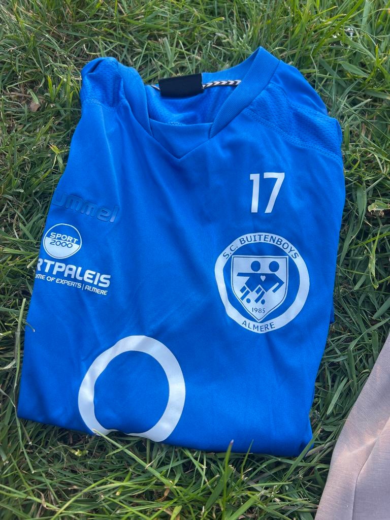 Hummel S.C. Buitenboys Almere Voetbalshirt Maat M, Maat S, Ophalen of Verzenden, Gebruikt, Shirt