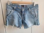 BSK Denim korte spijkerbroek maat 36, Blauw, Zo goed als nieuw, W28 - W29 (confectie 36), Bershka