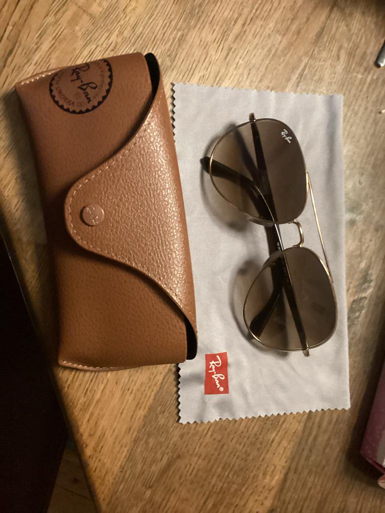 Nieuwe Ray-Ban zonnebril - ongebruikt, Sieraden, Tassen en Uiterlijk, Zonnebrillen en Brillen | Dames, Ophalen of Verzenden, Nieuw