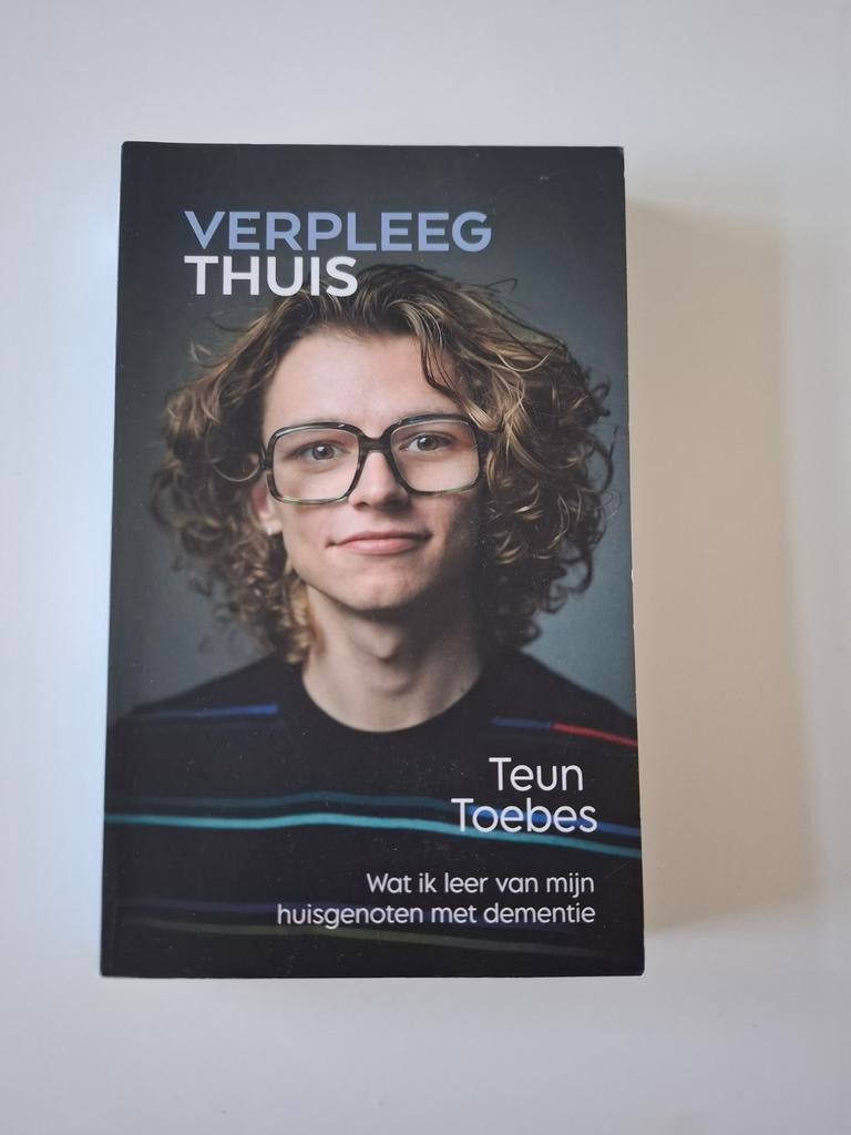 Verpleeg Thuis - Teun Toebes (Boek over dementie), Ophalen of Verzenden, Zo goed als nieuw, Ziekte en Allergie, Teun Toebes