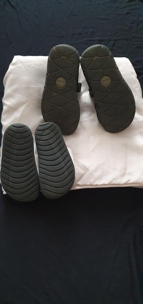 Leuk pakket kinderschoenen: Nike slippers & Timberlands, Ophalen of Verzenden, Gebruikt, Jongen, Schoenen