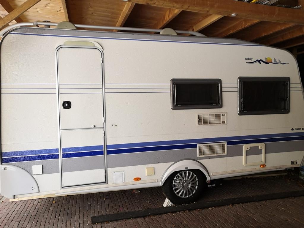 Mooie nette Hobby Deluxe Easy 440, Ophalen, Zo goed als nieuw, Tot en met 4