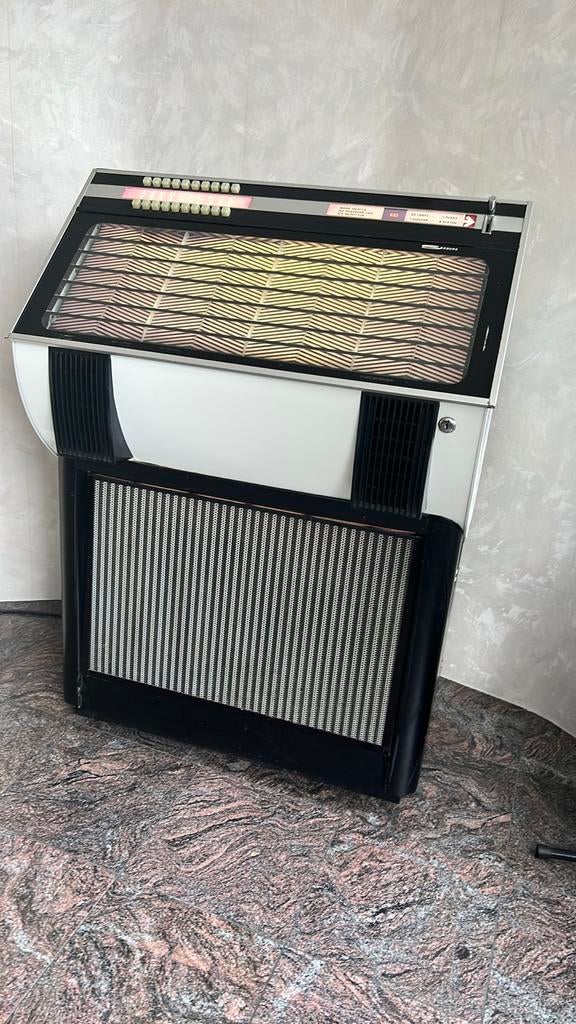 Jukebox Seeburg Merauder uit 1971 met 50 singles, Met singles, Ophalen of Verzenden, Zo goed als nieuw, 1970 tot heden