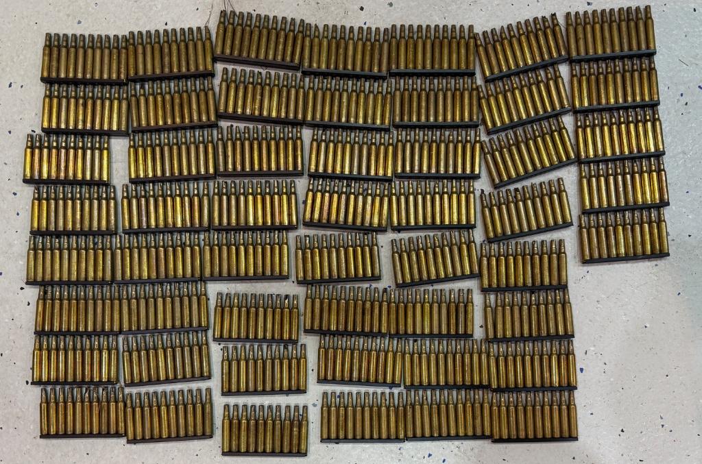 Lege gebruikte hulzen defensie, Verzamelen, Militaria | Algemeen, Verzenden, Landmacht, Nederland, Hulzen of Bodemvondsten