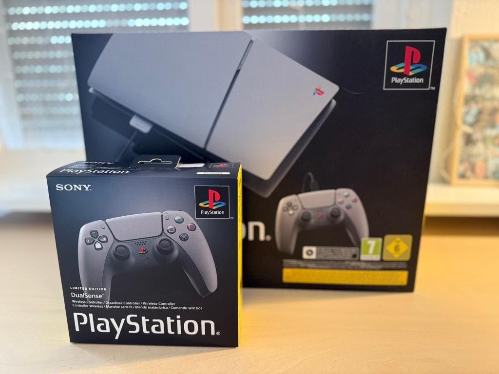 NIEUW PlayStation 5 30th anniversary limited met controller, Spelcomputers en Games, Spelcomputers | Sony PlayStation 5, Ophalen of Verzenden