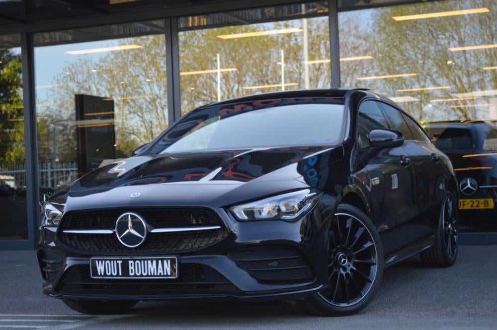 Mercedes-Benz CLA-Klasse Shooting Brake 250 e AMG Led Panora, Auto's, CLA, Gebruikt, 4 cilinders, 1650 kg